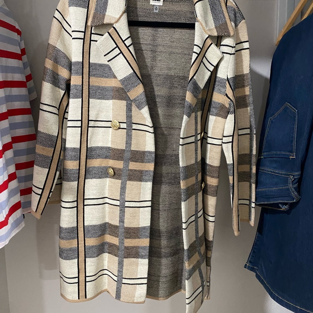 Anne Klein Tan Plaid Blazer with Gold Buttons